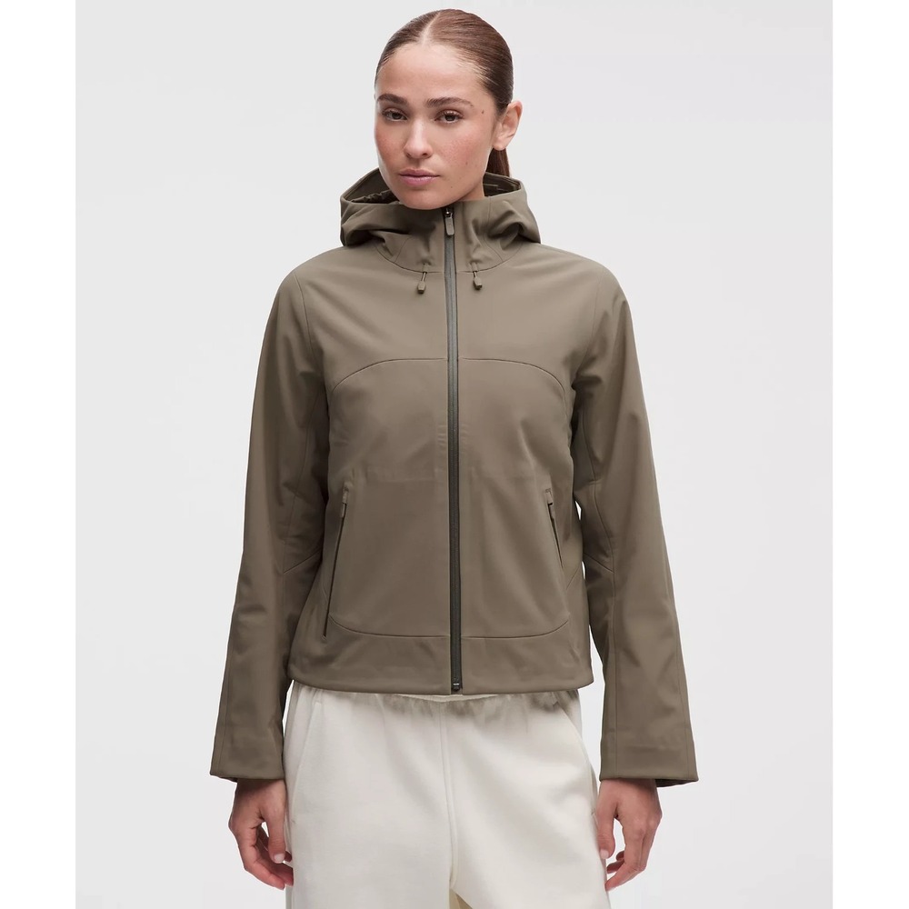 Lululemon Women's Cross Chill City-to-Trail Jacket in Cypress Forest Brown XXS